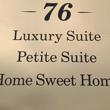 Petite Suite With Backyard. Mytilíni Екстериор снимка